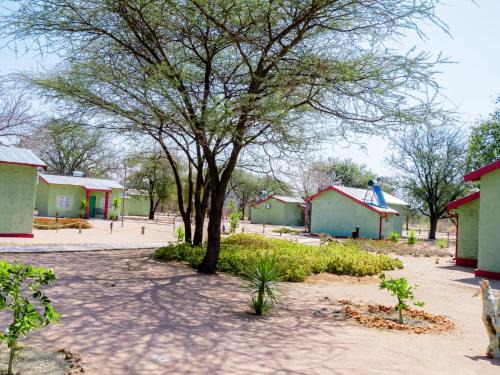 Grootfontein Cama Y Desayuno | Abenab Lodge & Tours cc