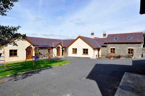Aberystwyth Casa | Aberystwyth Cottages - DINAS