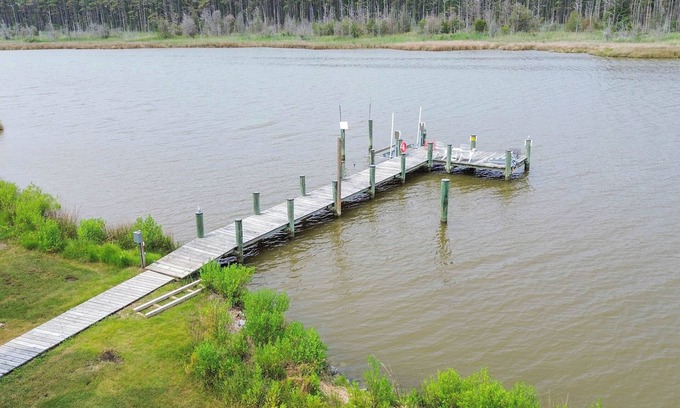 Taylors Island Casa | About Time-Bunkhouse Only