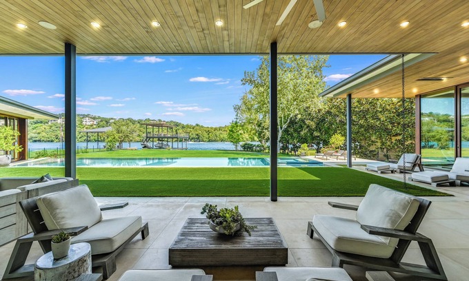 Austin Casa | Above Austin Anthem | Modern Luxury I Waterfront | Pool/Spa I Pickleball