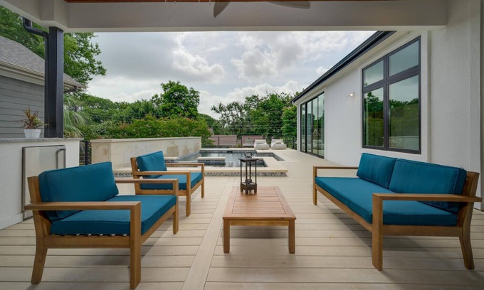 Tarrytown Casa | 4th Nt Free* I Above Contemporary ILuxury Services IModern |3Mi ATX IPool/Spa