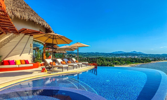 La Cruz de Huanacaxtle Casa | Above Villa Paloma Blanca I Pool/Spa I Beach Club I Views I Spa