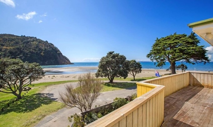 Waiwera Casa | Absoluta frente a la playa de casas por vacaciones!