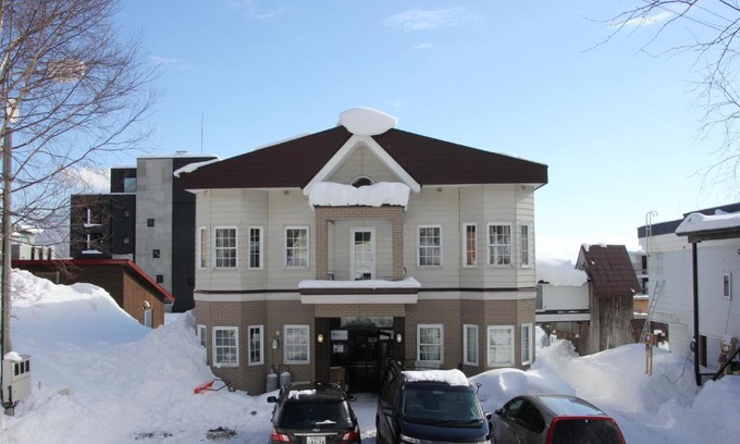 Hirafu Cabina | Absolute Niseko Lodge