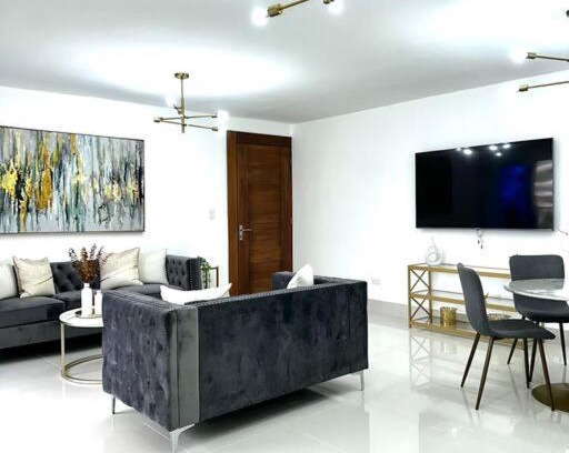 Cerro Alto Apartamento | AC, Wifi, Gym, Pool, Parking, Sec. Guards 24 hrs.