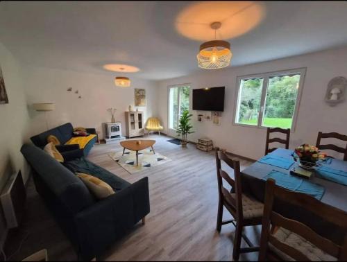 Chassenon Casa | Accesible countryside retreat with private garden and all modern facilities