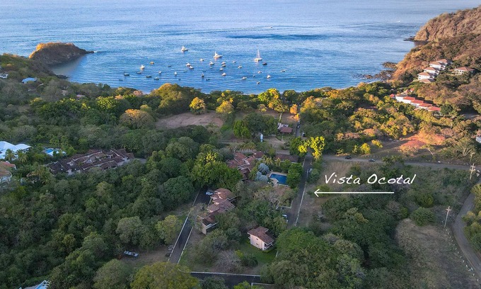 El Ocotal Villa | ¡Acceso a 3 piscinas, tenis, gimnasio! Pasos a Playa Ocotal, cerca de Coco!