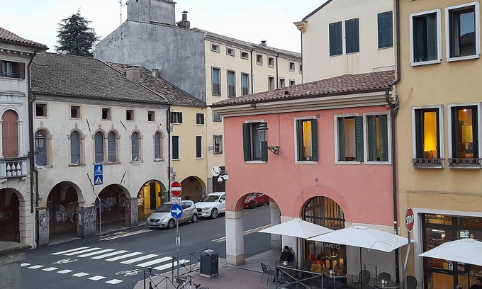 Padova Apartamento | Accommodation in central location, Scientific University Pole, Hospital.