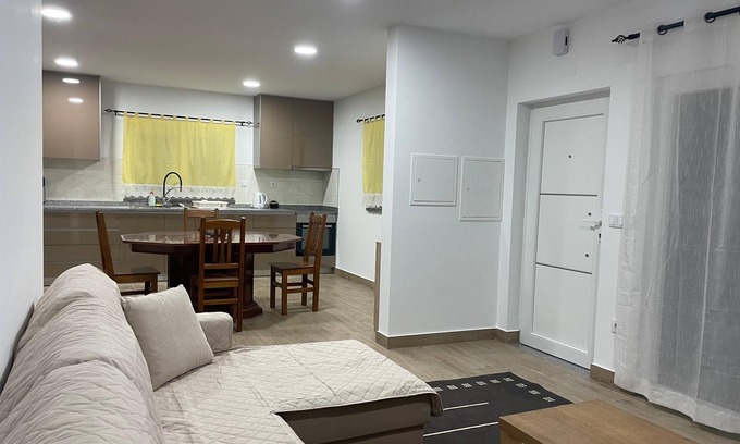 Vila de Rei Apartamento | Accommodation in the Village