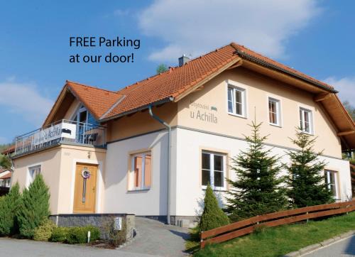 Cesky Krumlov Casa | Achilla Bed & Breakfast