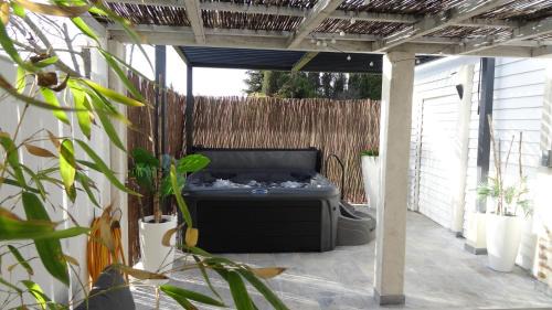 Bagard Casa | Acienne bergerie cévenole avec spa