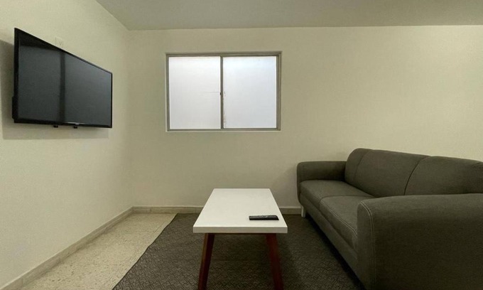 Naucalpan Apartamento | Acogedor Departamento En Satelite-echegaray Con Estacionamiento y Wifi