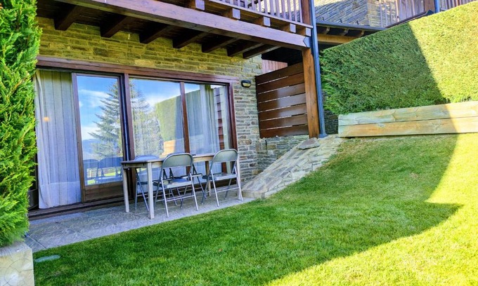 Bellver de Cerdanya Chalet De Esquí | Acogedora casa adosada con fantásticas vistas panorámicas