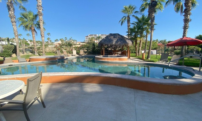 San Jose del Cabo Condominio | Across from the Beach - A favorite of Annual Visitors and First time guests.