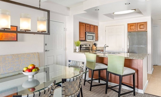 Williamsburg Apartamento | Act Fast! Modern 2BR Villa King +2 Double Beds