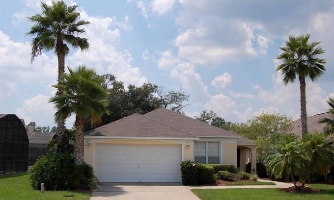 Lake Berkley Casa | Modelo real Pool Home