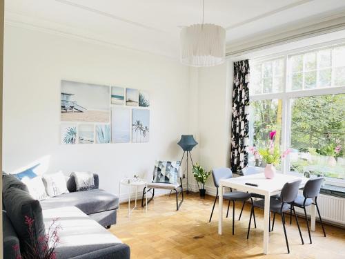 Aalborg Apartamento | aday - Aalborg mansion - Big apartment with garden