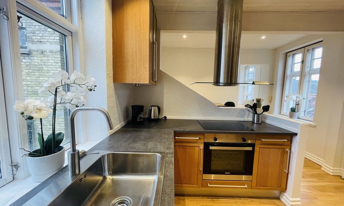 Aalborg Midtby Apartamento | aday - Enchanting 2 bedroom apartment in the heart of Aalborg