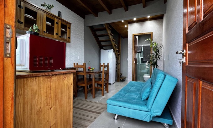 Carianos Apartamento | New And Cozy House Close To Airport.