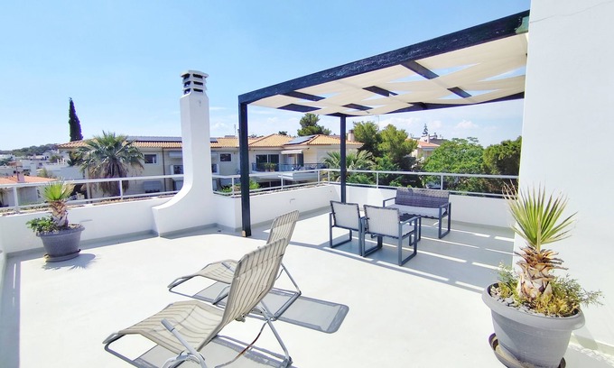 Vouliagmeni Apartamento | Adelos Dúplex cerca de la playa de Vouliagmeni
