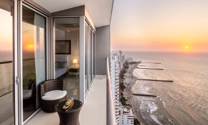 Bocagrande Condominio | Adlas Condo by the Beach