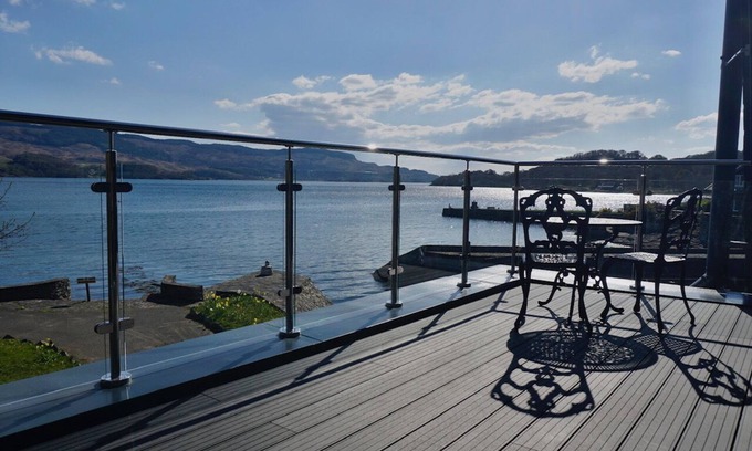 Slate Islands Apartamento | Admiral suite/Kitchen/Woodburner / super king bed/balcony/Parking