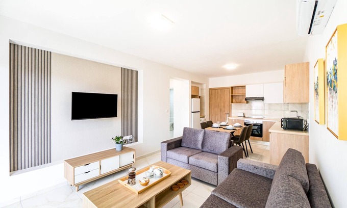 Universal Apartamento | Adolina One Bedroom Apartment 203 by Ezoria Villas