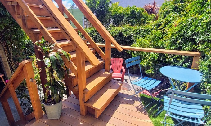Bernal Heights Casa | Adorable 1-bedroom unit with patio