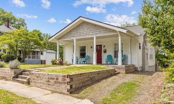 East Durham Casa | Adorable Bungalow, Minutes from Downtown Durham