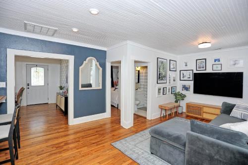Thunderbolt Casa | Adorable Bungalow Near City Marina & Tybee Beach