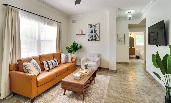 Crescent Beach Condominio | Adorable Cocoa Beach Condo: Walk to the Ocean!