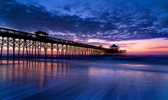 Folly Beach Cabaña | Adorable Cottage Folly Beach! 1 cuadra de la playa! Super Location! ¡Wi-Fi gratis!