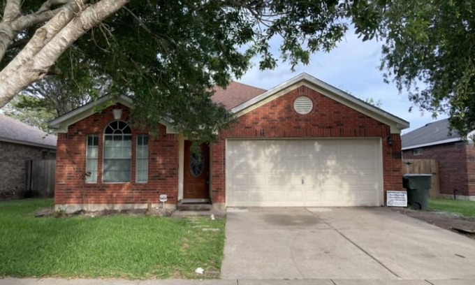 South Side Casa | Adorable Home Away From Home in the City by the Bay