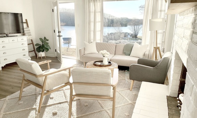 Ingles Casa | Adorable Lake House with Amazing Views