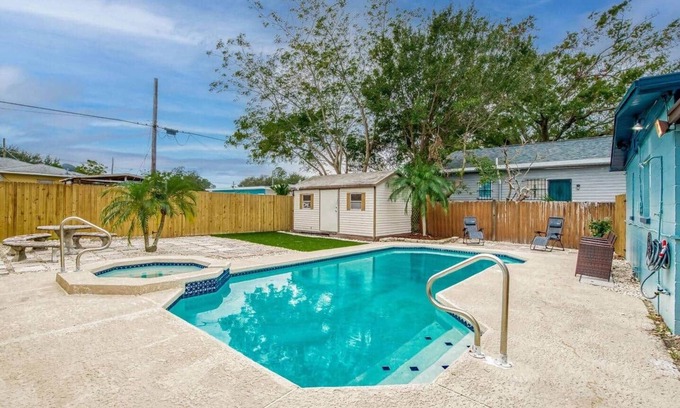 Tampa Casa | Adorable Oasis | Pool + Arcade | Ace Location