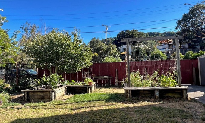 San Anselmo Casa | Adorable, peaceful 2-bdrm house in charming Fairfax near bus, food & shops