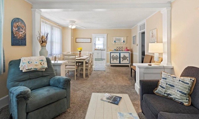 Cape May Casa | Se admiten mascotas, con encanto, 2 dormitorios, 1 baño, al lado de SJ Marina, cerca de las marinas.