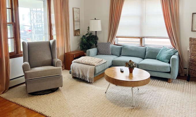 Belmont Apartamento | Adorable two-bedroom in Belmont neighborhood
