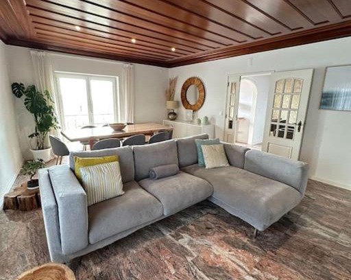 Almocageme Casa | Adraga Beach&Village House