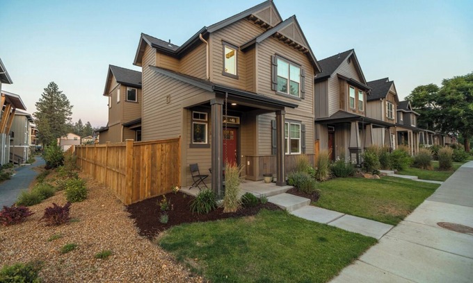 Old Farm District Casa | Adventure Basecamp - Hot Tub - Dog Friendly