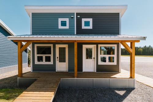 Nordegg Casa | Adventure Knap Shack