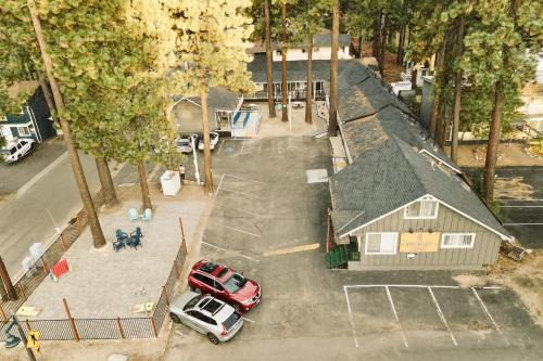 South Lake Tahoe Hotel | Adventure Lodge