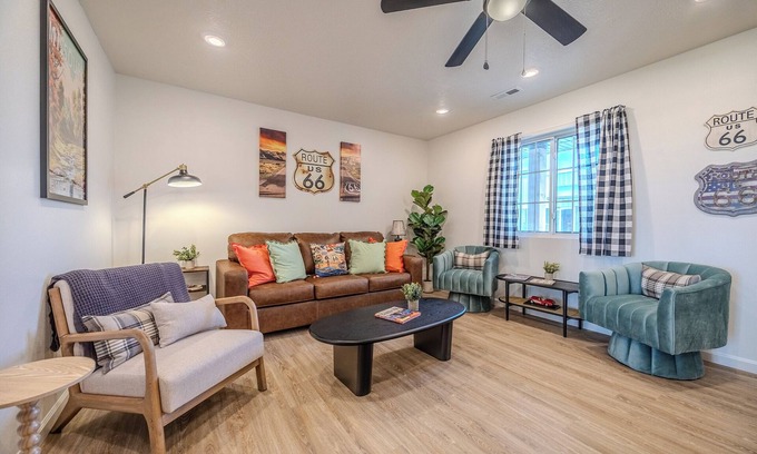Lebanon Cabina | Adventure on Historic Route 66! Brand new renovation!