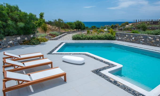 Chrissi Akti Villa | Aelia Grand Villa con vistas al mar y piscina privada
