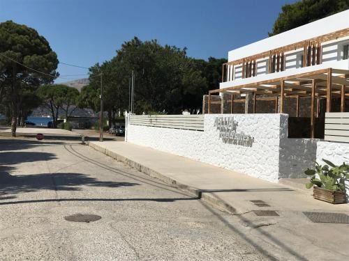 Lakkion Cama Y Desayuno | AELLIA HOTEL & SUITES LEROS