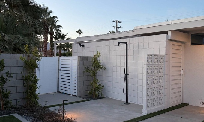 Palm Springs Villa | Aerhaus - Mid-Century Oasis