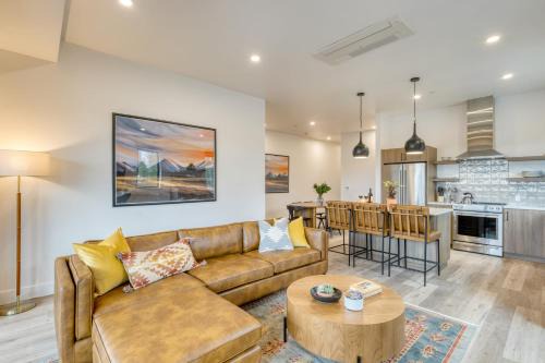 Bend Casa | Aerie Modern 4 Unit Buyout 4 Units w Hot Tub Mountain Views Near Downtown