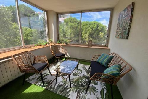 Estanove Casa | Aesthetics - 2 bedrooms and secure parking!