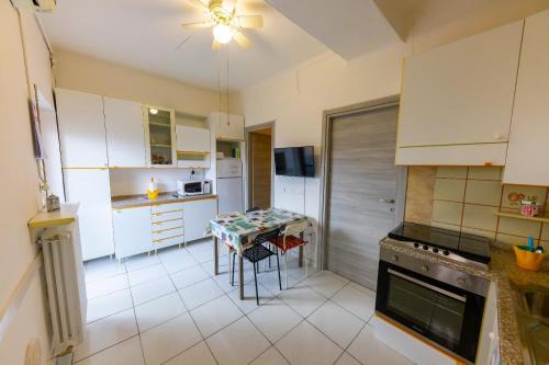 Bareggio Apartamento | Affitti brevi ferrera Bilocale Ilenia 20 minuti da Rho Fiera e San Siro