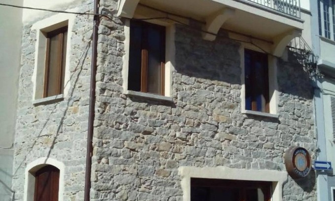 Mamoiada Apartamento | Affitti Brevi Mamoiada Centro - habitación con terraza